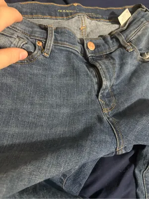Old Navy Boot Cut Jeans in Faded Blue Denim thumbnail 2