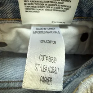 Agolde Parker Vintage Cut Off Jean Short In Swapmeet Size 27 thumbnail 6