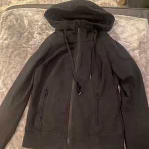 Lululemon Rejuvinate Hoodie thumbnail 1