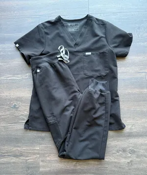 FIGS Jogger Scrub Set thumbnail 1
