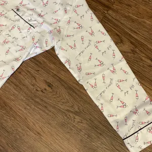 Victoria’s Secret Satin Feel Champagne Print Pajama Top Medium White Pink Black thumbnail 12