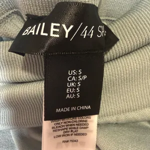 Bailey/44 Sport Set Grey Ribbed Cropped Tank and Matching Bike Shorts Size Small thumbnail 7