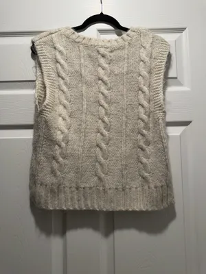 american eagle sweater vest  thumbnail 4