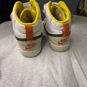 nike shoes court borough youth size 5.5 thumbnail 3