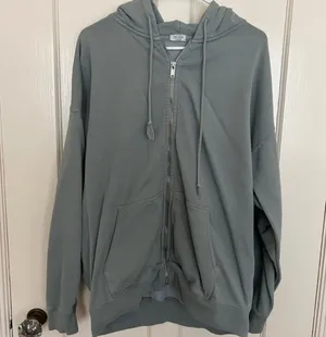 Brandy Melville christy hoodie thumbnail 3