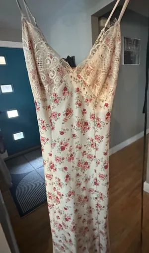 Guess Silk Slip thumbnail 1
