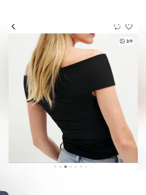 Reformation Emerald Knit Top in Black with Ivory Rosette Size S thumbnail 3