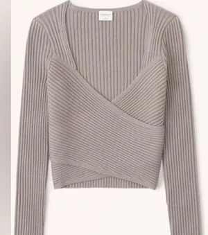 Abercrombie & Fitch LuxeLoft Slim Wrap Sweater thumbnail 1