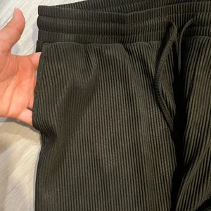 NWOT ICON Amsterdam Black women Joggers‎ thumbnail 6