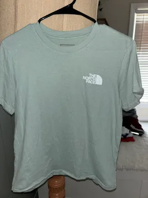 The North Face shirt thumbnail 1