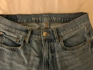 American Eagle High-Rise 90s Flare Jeans thumbnail 3