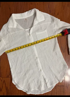 Shade shore Button down crinkle gauze Long sleeve White blouse - Size Small. ***Refer to measurement’s. Gently warn and like new condition. polyester. Measurements approximately 20” from armpit to armpit x 26” long. Non-smoking home . Priced at as is condition. Don’t like my price make a reasonable offer! And thank you for checking my closet! thumbnail 6