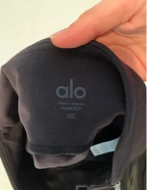 Alo Yoga Leggings thumbnail 5