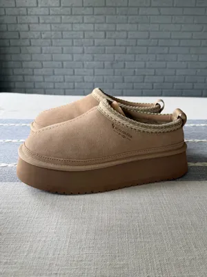 Koolaburra by Ugg NWT Burree Platform Shoes Slippers Desert Stone Sand Size 7 thumbnail 4