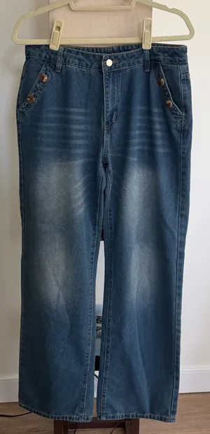 Amazon Jeans thumbnail 1