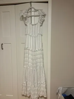 White PQ Maxi Dress Size M thumbnail 2