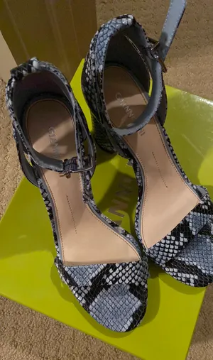 Gianni Bini Heels thumbnail 2