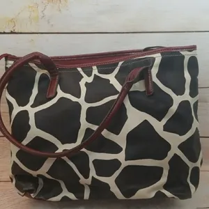 Nine & Co. by Nine West giraffe shoulder purse thumbnail 5