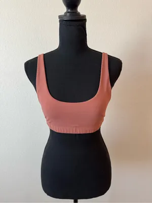 Vuori Daily Bra In Rosewood Size S Like New thumbnail 3