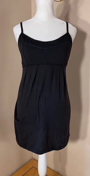 Lululemon Black Debut Athletic Tank Size 6 thumbnail 1