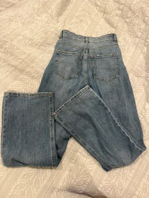 H&M Boyfriend Jeans thumbnail 3