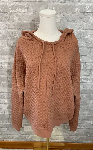 BKE Textured Bubble-Knit Hoodie in Rosewood thumbnail 1