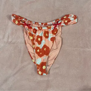 NWT Dippin’ Daisy’s Bisou Swim Bottom | Size: Medium thumbnail 2