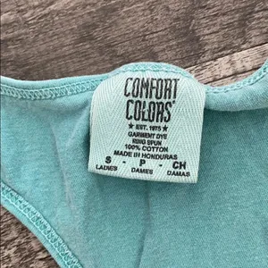 Comfort Colors Aloha Summer Pineapple Graphic Tee Tank Top Size Small thumbnail 2