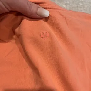 Lululemon Top Orange Athletic Running Workout Training Gym Yoga Ladies See Pics thumbnail 7