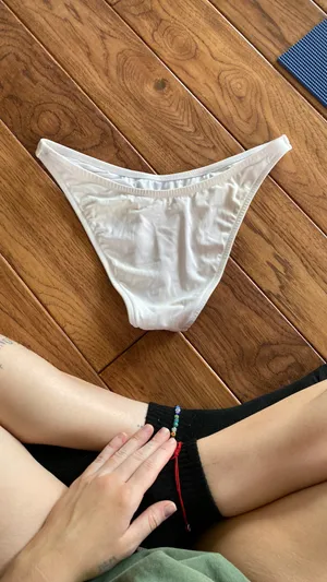 Victoria's Secret Swimsuits thumbnail 3
