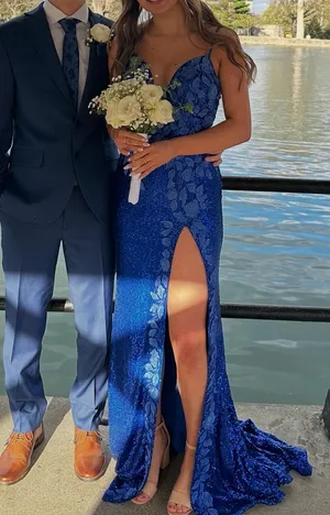 Prom Dresss thumbnail 1