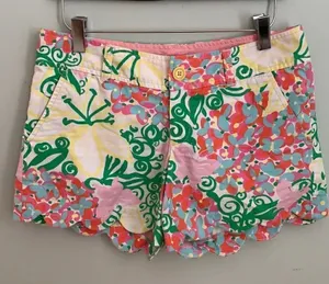 Lilly Pulitzer Butterfly Garden Scalloped Shorts thumbnail 1