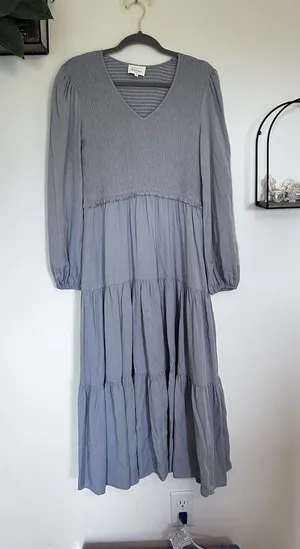 Bohme Blue Gray Long Sleeve Smocked V Neck Midi Dress Size Medium thumbnail 1