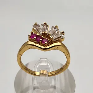 Vintage Gold Tone Ruby & Glass Ring (7.5) Pink thumbnail 2
