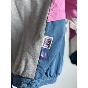 VTG 90s Nike Icon Clash Retro Color Block Pullover Hoodie Woman's XS Oversized thumbnail 9