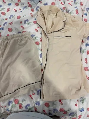 Uniqlo Silk Sleep Set thumbnail 2