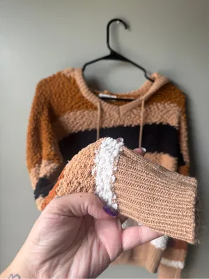 Striped Popcorn Knit Hooded Sweater Women’s thumbnail 4