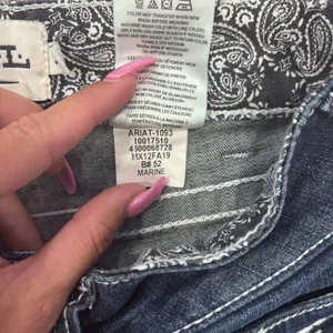 ARIAT R.E.A.L. Womens' Mid Rise Stretch Entwined Boot Cut Jean Sz 28R Marine thumbnail 6