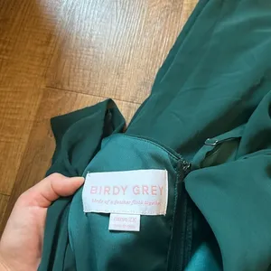 BIRDY GREY Devin Convertible Chiffon Dress In Emerald thumbnail 8