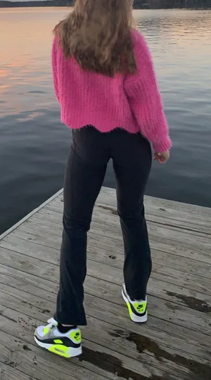 &merci Junie Scalloped Sweater in Bubblegum thumbnail 5