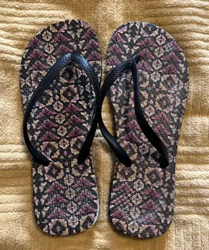 Custom designed rubber flip flops size 6 EUC No box Brown thumbnail 1