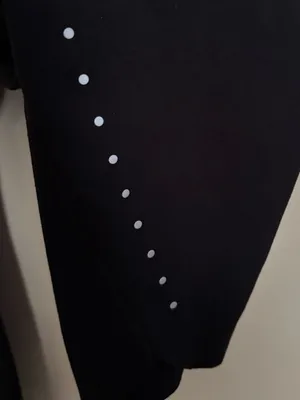 💥 Danskin 7/8 Length Solid Black High-Waist Leggings w/ Reflectors thumbnail 4