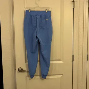 Figs scrub joggers women’s size small/P thumbnail 4