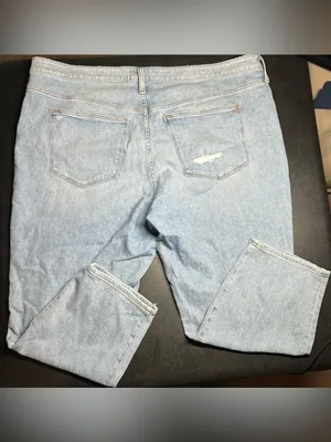 Madewell Plus Size 22W “The Mom Jean” Curvy Perfect Mid-Rise Vintage Jean thumbnail 6