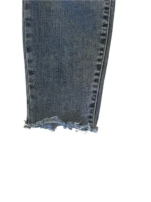 Lucky Brand low rise Lolita Skinny Jeans in Faded Blue Wash thumbnail 4