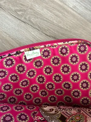 Vera Bradley Pink Paisley Quilted laptop sleeve thumbnail 6