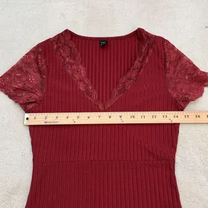 Shein Maroon Lace Panel Rib Knit V-neck Short Sleeve Stretchy T-shirt Top Sz M thumbnail 6