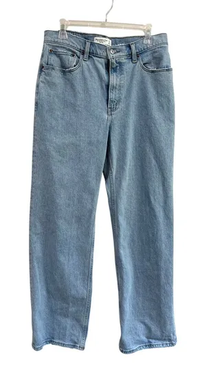 Abercrombie 90s Relaxed Jeans High Rise Light Wash Straight 30/10‎ thumbnail 1