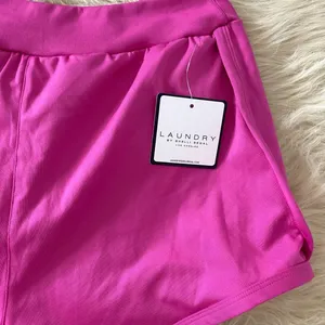 NWT Bright Pink High Rise Running Workout Shorts M Laundry by Shelli Segal thumbnail 2