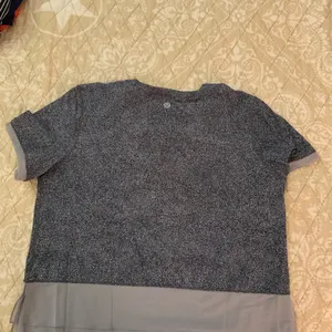Lululemon Athletica Short Sleeve Tee thumbnail 2